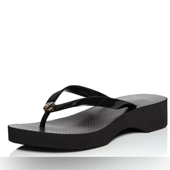 New Tory Burch Women's Cut-Out Wedge Flip-Flops in Perfect Black Size 6 - Picture 1 of 8